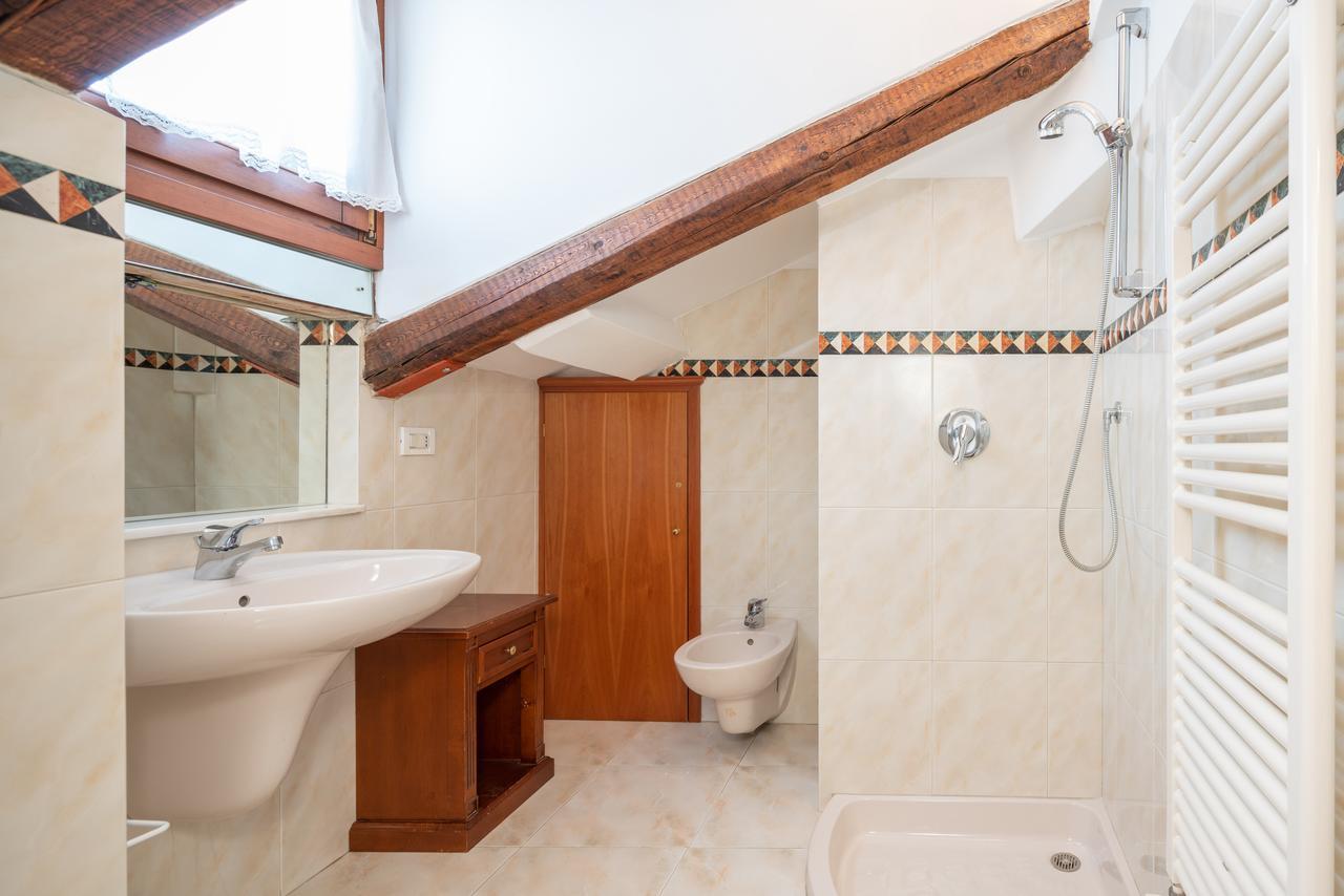 Apartamento Ve.N.I.Ce Cera Angels' Attic Venecia Exterior foto